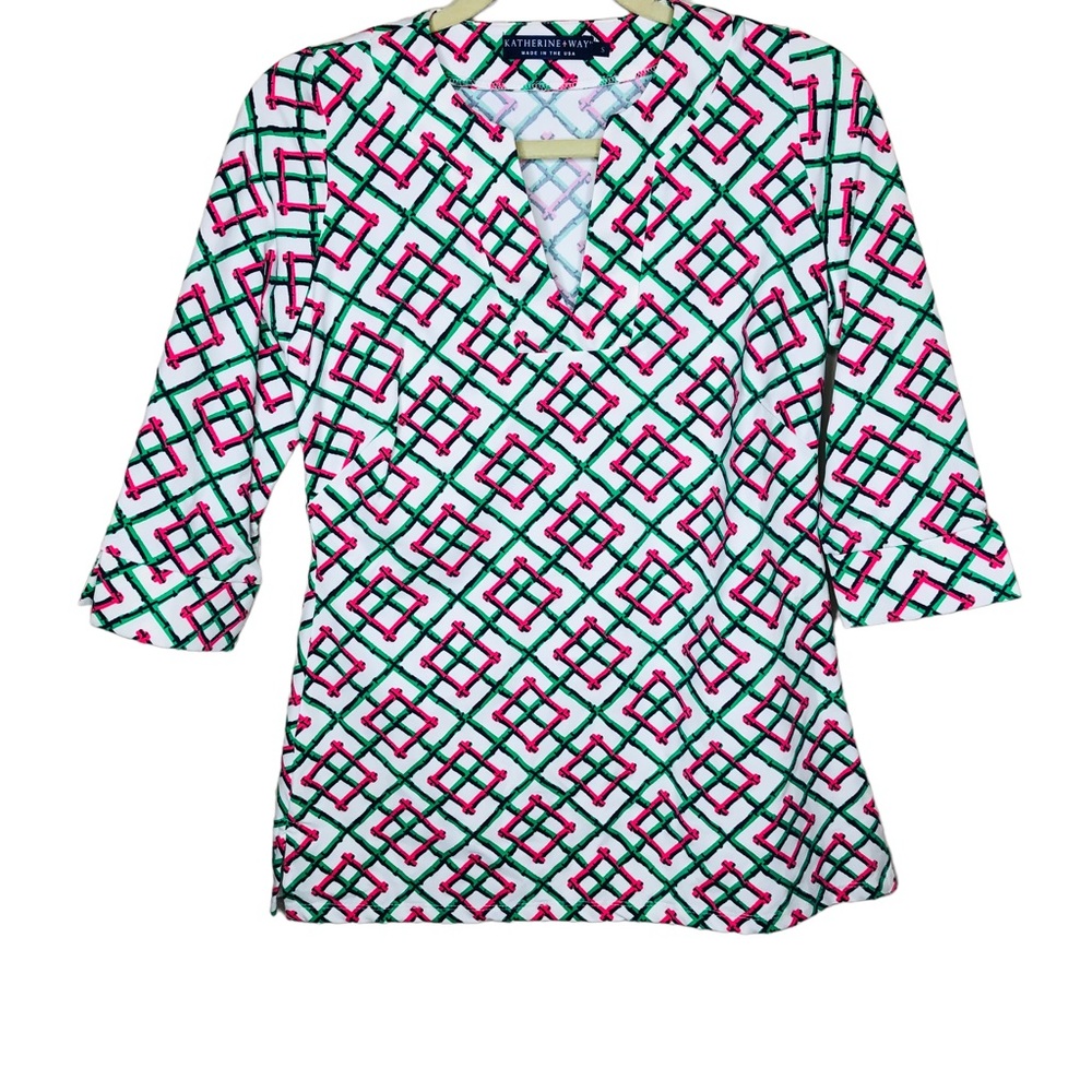 NEW Katherine Way Geometric Top Small UPF 50 Moisture Wicking NEW WITHOUT TAGS